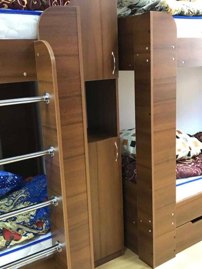Міни-Хостел Родинного Типу Dubai Uzhhorod Bagian luar foto